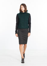 Load image into Gallery viewer, Boucle Turtle Neck in Green/Black