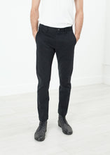 Load image into Gallery viewer, Men's Chino in Black