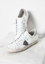 Load image into Gallery viewer, Low Top Sneaker